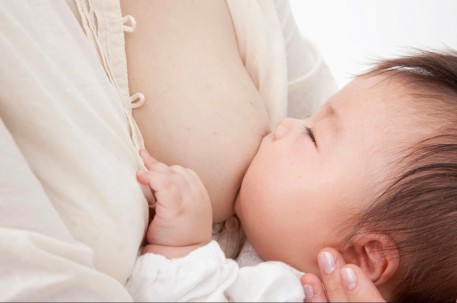 chăm sóc bà mẹ và trẻ sơ sinh