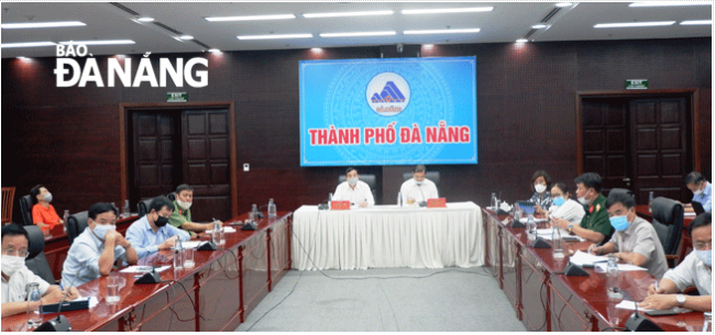 Thủ tướng Nguyễn Xuân Phúc: "Bằng mọi giá không để dịch bệnh lan rộng"