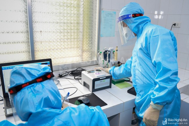 Xét nghiệm tự nguyện Covid-19: Đáp ứng nhu cầu chính đáng người dân
