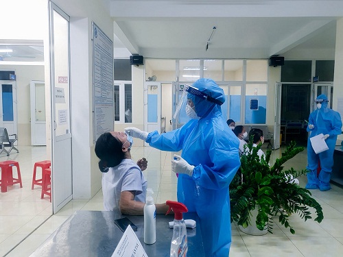 Nghệ An: Nhiều người dân khu phong tỏa ở TP Vinh âm tính với SARS-CoV-2.