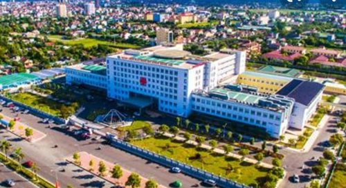 Bệnh nhân COVID -19 vượt cửa tử đủ tiêu chuẩn được ra viện.