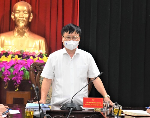 Phó Chủ tịch UBND tỉnh Nghệ An họp khẩn với huyện Nam Đàn sau khi xuất hiện ca nhiễm COVID-19 mới.
