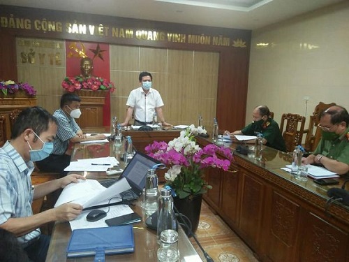Nghệ An khảo sát thực địa và họp bàn thiết lập Bệnh viện Dã chiến số 7, khu cách ly tập trung cho lực lượng vũ trang, lực lượng tuyến đầu chống dịch