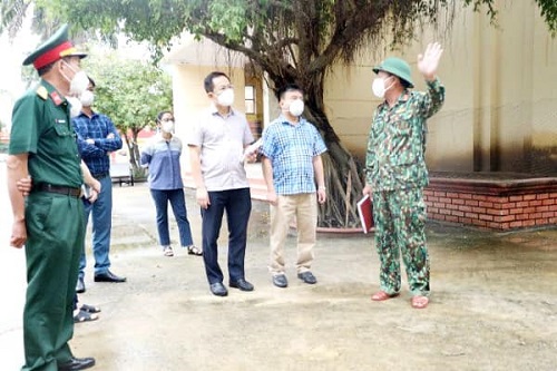 Lãnh đạo Sở Y tế kiểm tra công tác cách ly tập trung phòng chống dịch bệnh COVID-19