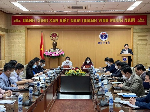 Bộ Y tế tổ chức Hội nghị trực tuyến đảm bảo an toàn phòng chống dịch COVID-19 trong các cơ sở giáo dục.