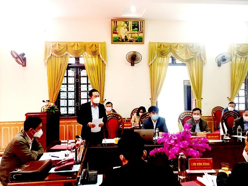 Phó Giám đốc Sở Y tế làm việc với Trung tâm Chỉ huy phòng chống dịch COVID-19 huyện Quế Phong