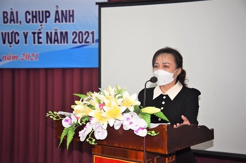 CDC Nghệ An: Tập huấn nâng cao kỹ năng viết tin, bài, chụp ảnh và cung cấp thông tin về lĩnh vực Y tế.