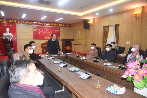 Lãnh đạo Sở Y tế Nghệ An dâng hương tưởng nhớ Đại danh Y Hải Thượng Lãn Ông Lê Hữu Trác
