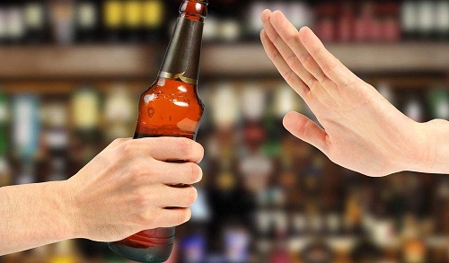 Các F0 có nên uống rượu, bia? 