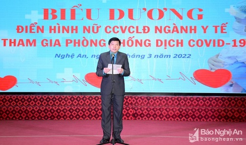 Biểu dương 77 nữ chiến sỹ áo trắng tiêu biểu trong công tác phòng, chống dịch Covid-19