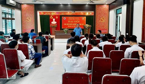 Lãnh đạo Sở Y tế làm việc với các đơn vị y tế huyện Anh Sơn