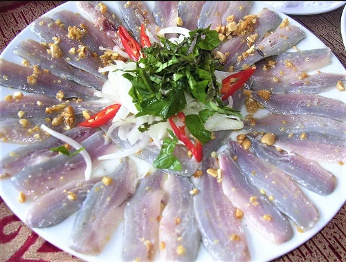 Bộ Y tế chỉ 4 triệu chứng của bệnh sán lá gan nhỏ do thói quen ăn gỏi cá