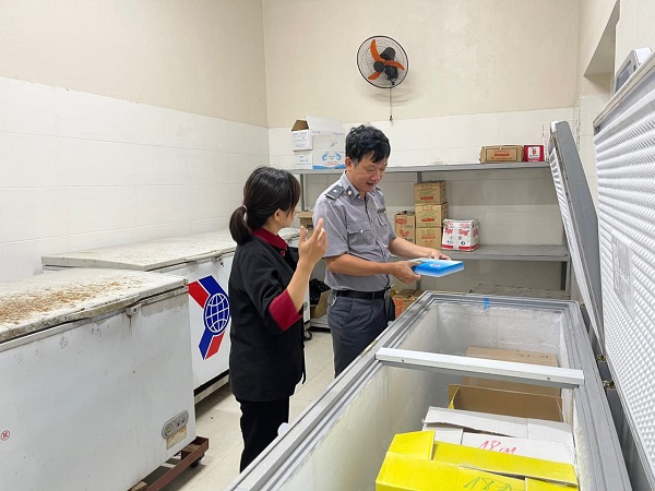 Nghệ An: Triển khai đảm bảo an toàn thực phẩm tại các cơ sở kinh doanh dịch vụ ăn uống mùa du lịch biển năm 2022