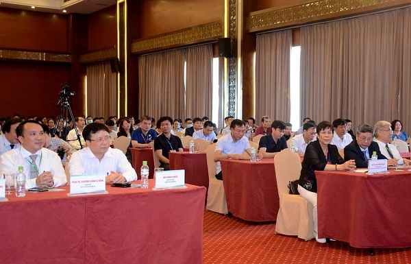 Chi hội Hồi sức – Cấp cứu – Chống độc Hà Nội và các tỉnh phía Bắc phối hợp với ngành y tế Nghệ An tổ chức Hội nghị khoa học lớn nhất từ trước đến nay.