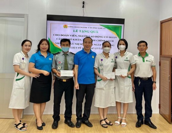 Công đoàn ngành Y tế Nghệ An đẩy mạnh các hoạt động tri ân, đền ơn đáp nghĩa kỷ niệm 75 năm Ngày Thương binh - Liệt sỹ (27/7/1947 - 27/7/2022).
