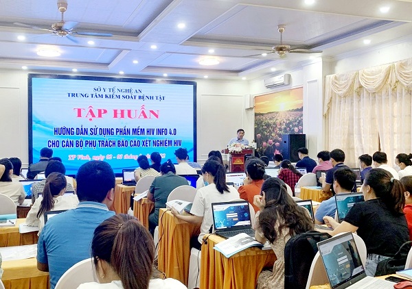Trung tâm Kiểm soát bệnh tật Nghệ An tổ chức lớp tập huấn hướng dẫn sử dụng phần mềm HIV INFO 4.0
