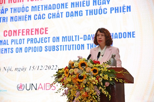 Mở rộng việc cấp phát thuốc methadone nhiều ngày ra toàn quốc