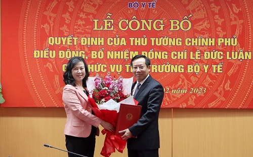 Công bố quyết định điều động, bổ nhiệm đồng chí Lê Đức Luận giữ chức Thứ trưởng Bộ Y tế