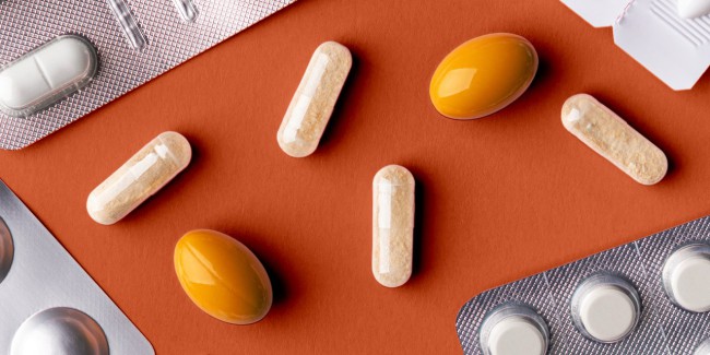 Điều cần biết khi dùng thuốc đặt âm đạo