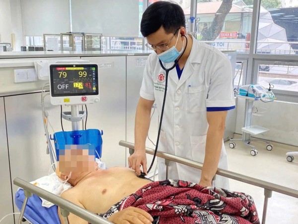 Uống An cung ngưu hoàng hoàn, nam bệnh nhân nhập viện cấp cứu