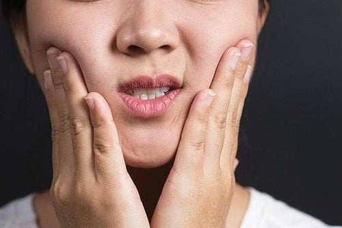 Chấn thương hàm mặt: Nguyên nhân, triệu chứng, điều trị và biện pháp dự phòng