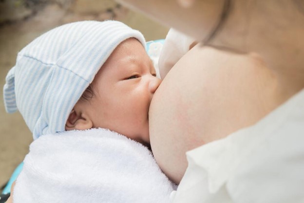 Trẻ sơ sinh được bú mẹ có sức khoẻ tim mạch tốt hơn