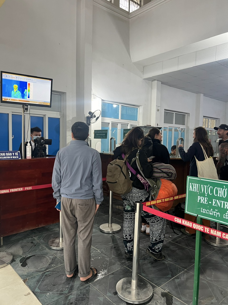 TỔ  KIỂM DỊCH Y TẾ CỬA KHẨU QUỐC TẾ NẬM CẮN - NGHỆ AN CHỦ ĐỘNG PHÒNG, CHỐNG DỊCH BỆNH, BẢO VỆ SỨC KHỎE NHÂN DÂN TRƯỚC TẾT NGUYÊN ĐÁN
