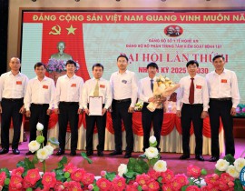 Hoạt động đoàn thể